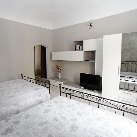 B&B L'Antico Portico ซอร์โซ ภายนอก รูปภาพ
